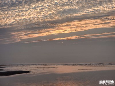 海边日出