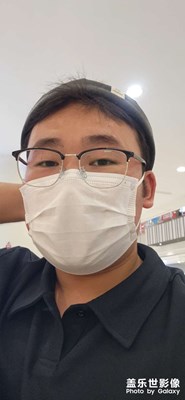 新机的第一张自拍