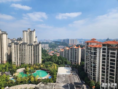 窗外