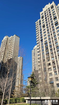 瓦蓝瓦蓝的天空