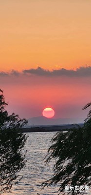 苏州西山太湖边