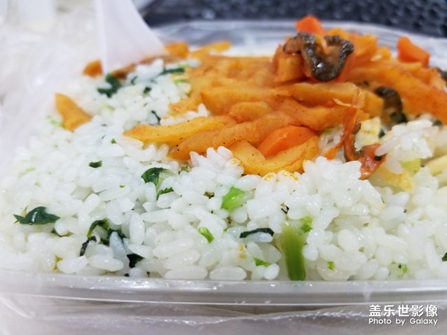【手机里的美食】+肚子饿什么都是美食