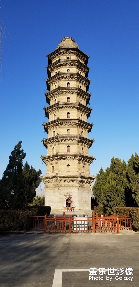 分享几张壁纸，希望有人喜欢