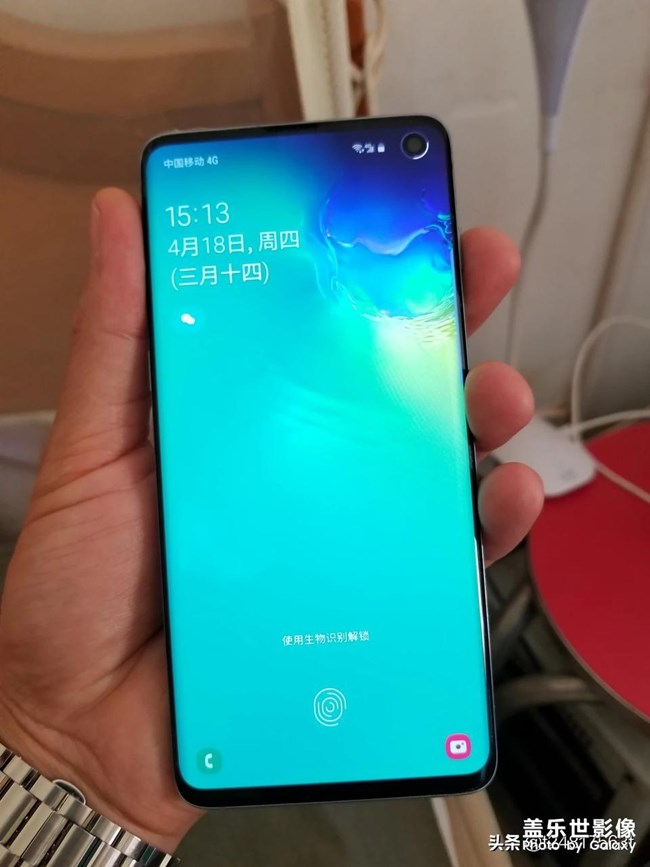 三星s10看视频真的撮眼睛。 三星s10看视频真的撮眼睛。