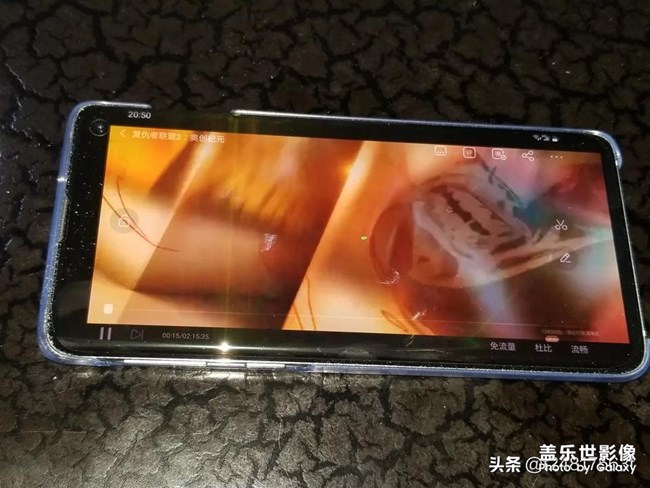 三星s10看视频真的撮眼睛。 三星s10看视频真的撮眼睛。