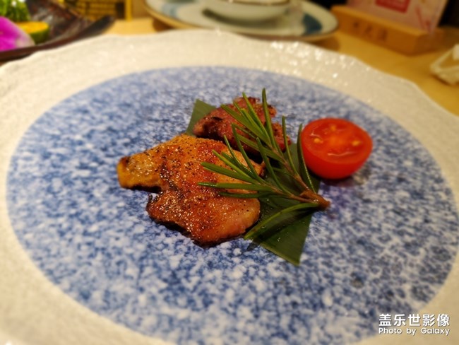 【双旦惊喜】+ 吃了一个好吃的自助餐