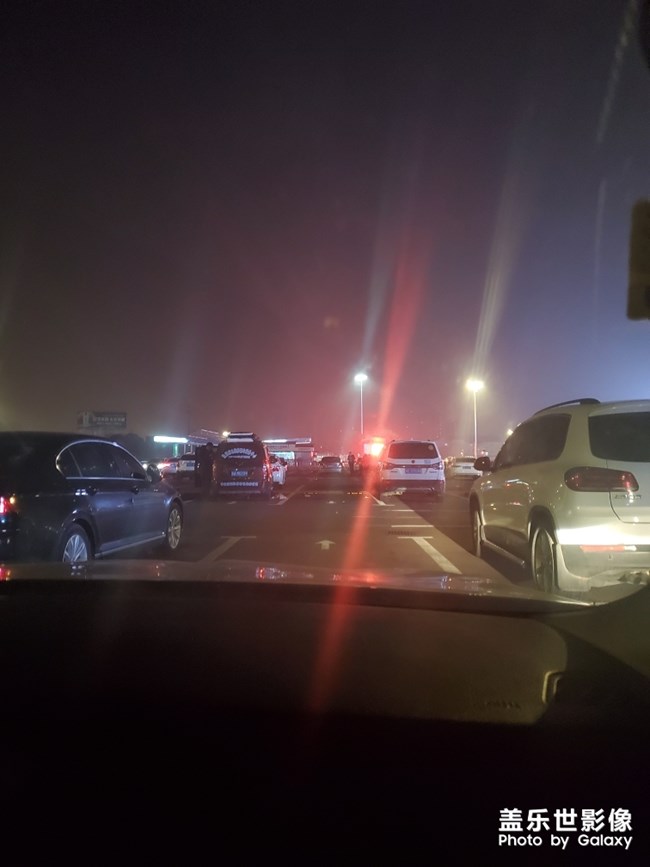 这种照片拍出来正常嘛？