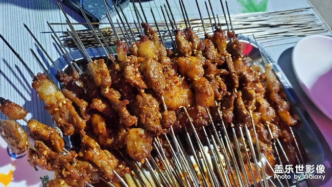 美食拍着