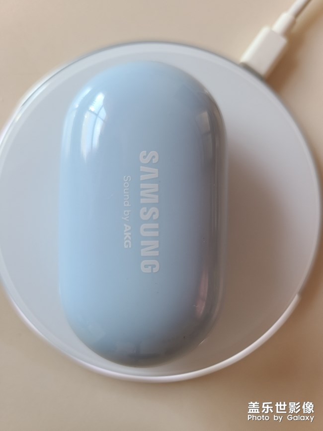 使用了一个月的 Samsung Galaxy Bud+