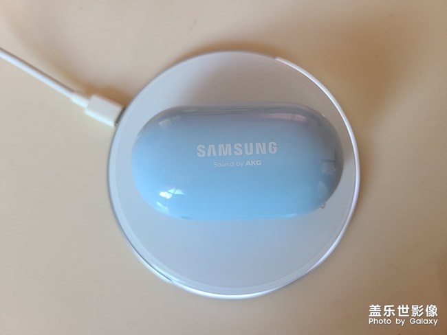 使用了一个月的 Samsung Galaxy Bud+