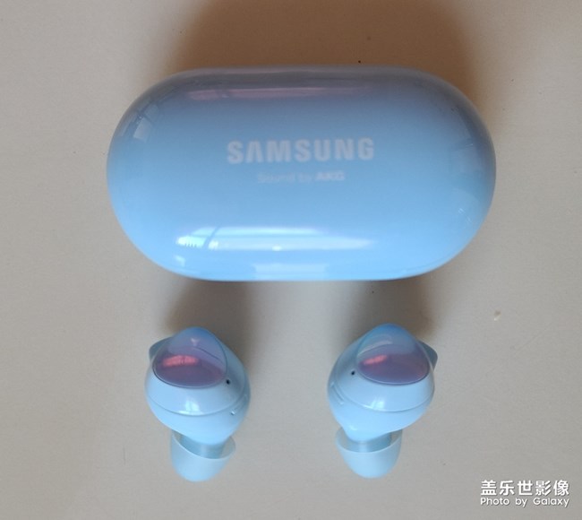 使用了一个月的 Samsung Galaxy Bud+