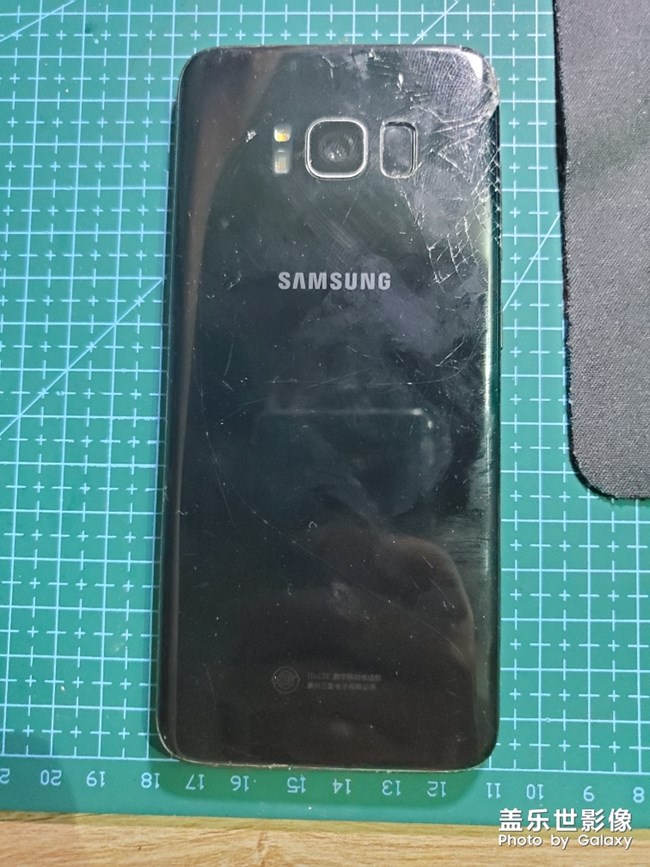 闲得蛋疼，把S8后壳给拆了