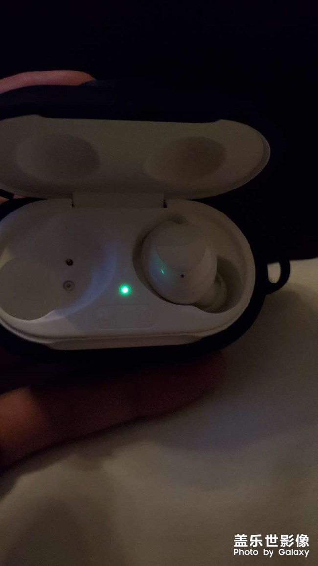 buds＋右耳连接不上
