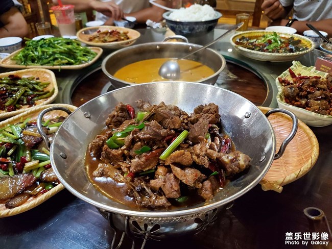 唯美食与电影不可辜负