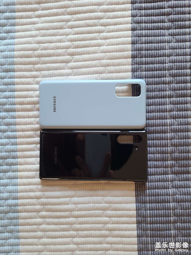 出一个三星S20和note10的led壳，都极新