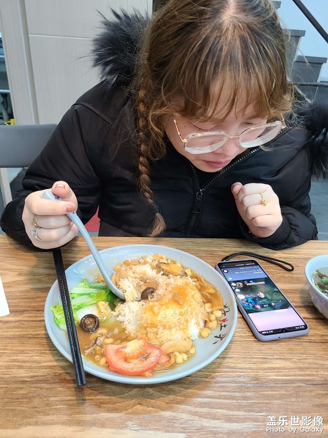 晚餐，鲍鱼捞饭