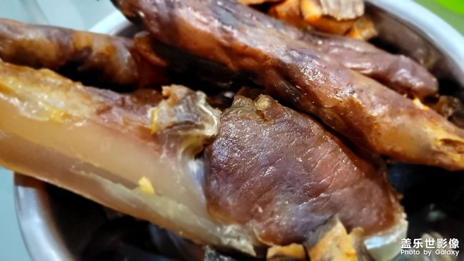 自制烟熏腊肉香肠