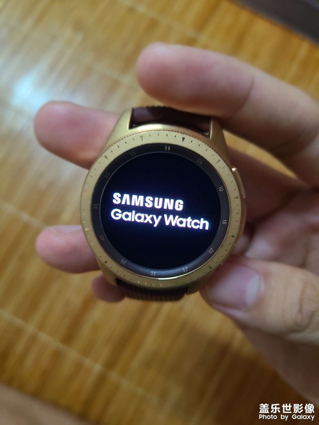 致敬watch 4