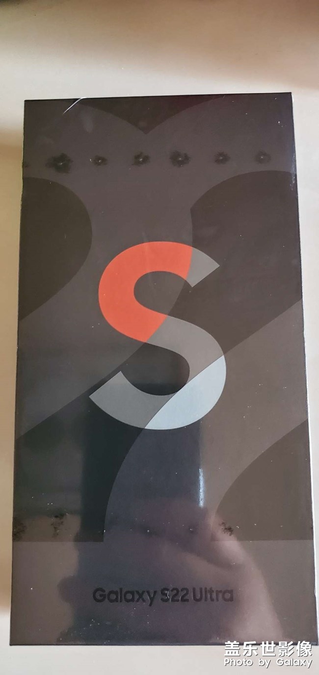 朋友们的s22u屏幕有没有这个问题