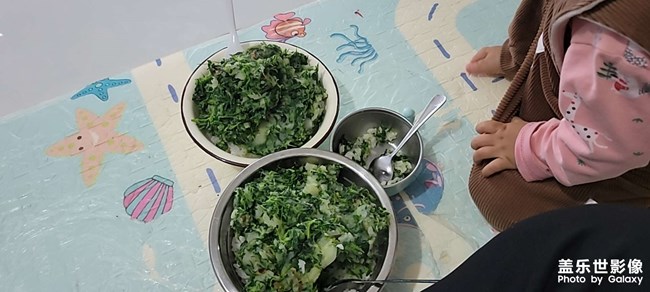 苜蓿和土豆在一起真好吃！