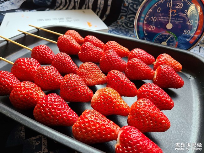 自制草莓冰糖葫芦