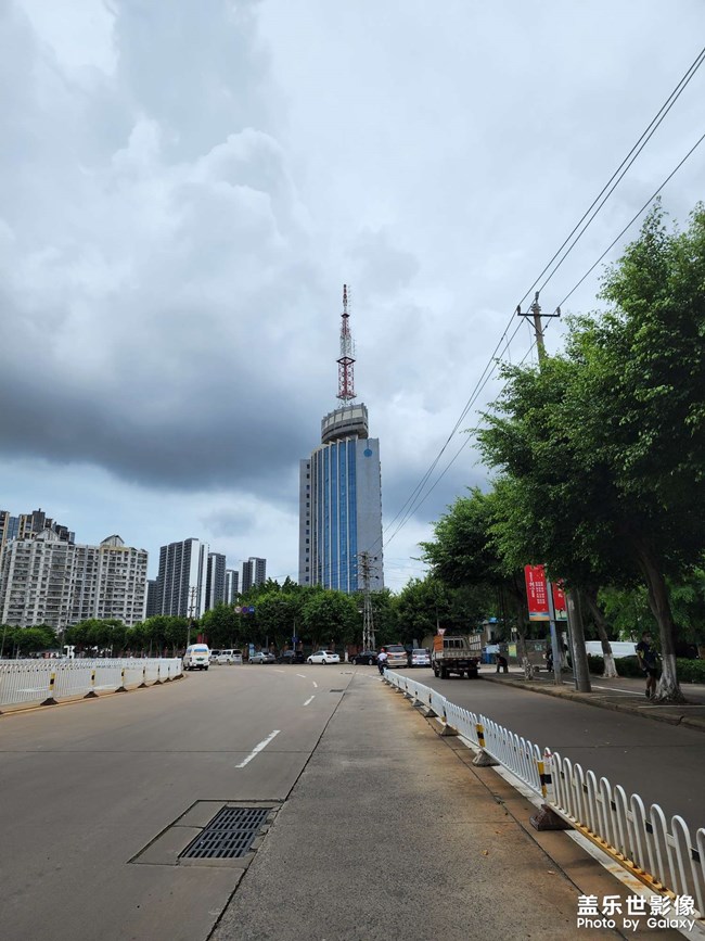 海南疫情 期待的解封落空，明天又是静态。