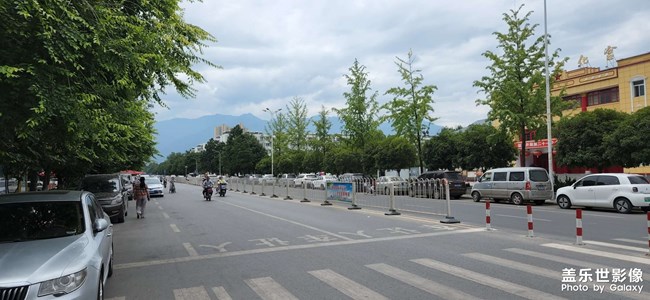 学校