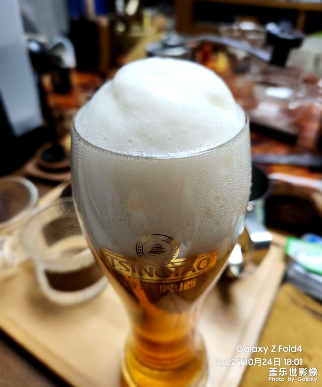 精酿啤酒与原切牛排的味蕾碰撞