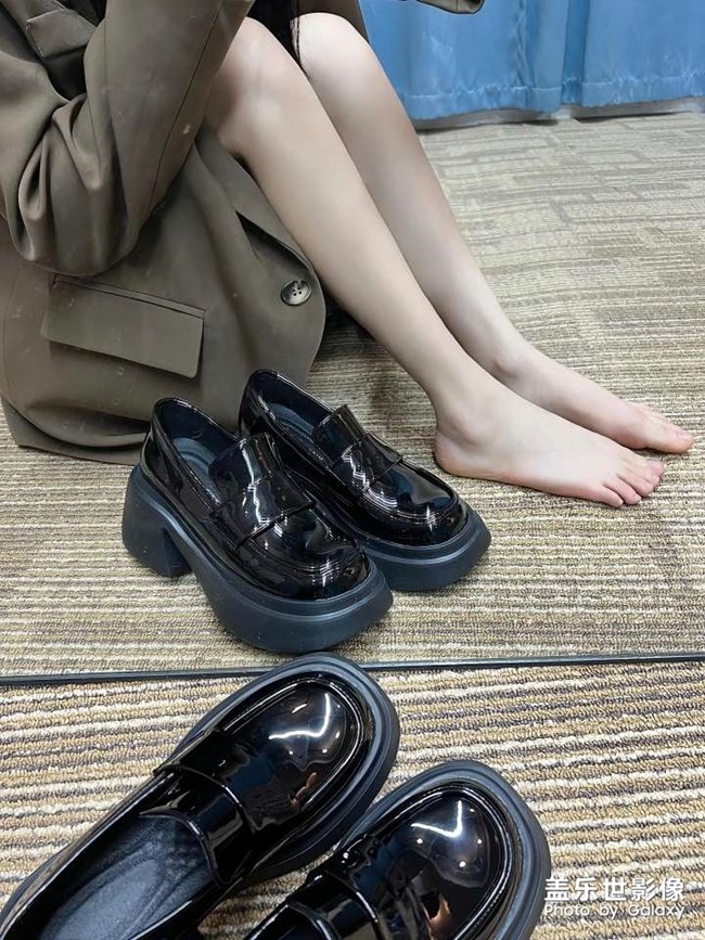 黑鞋