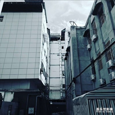 地点：酒店背后