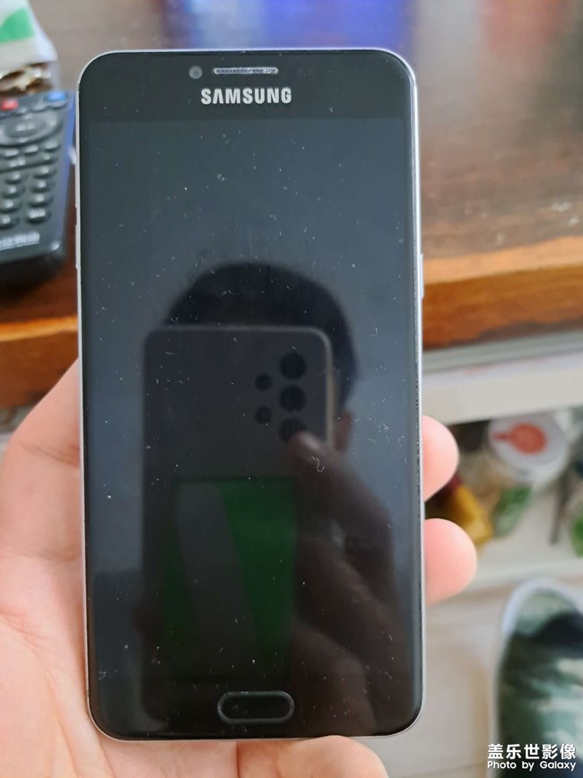 你们的旧手机还留着吗？