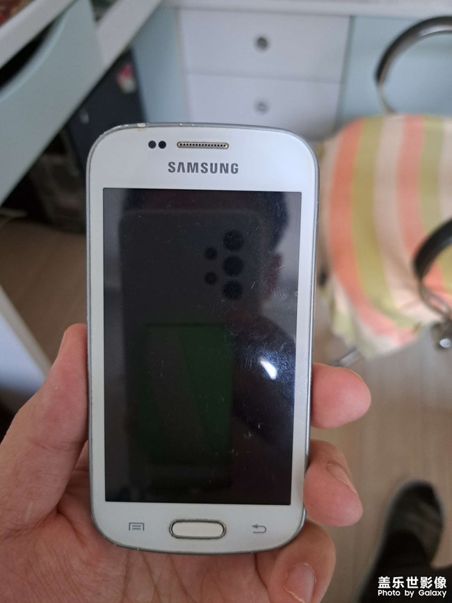 你们的旧手机还留着吗？