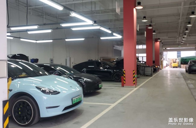 特斯拉电动车现在火的一米