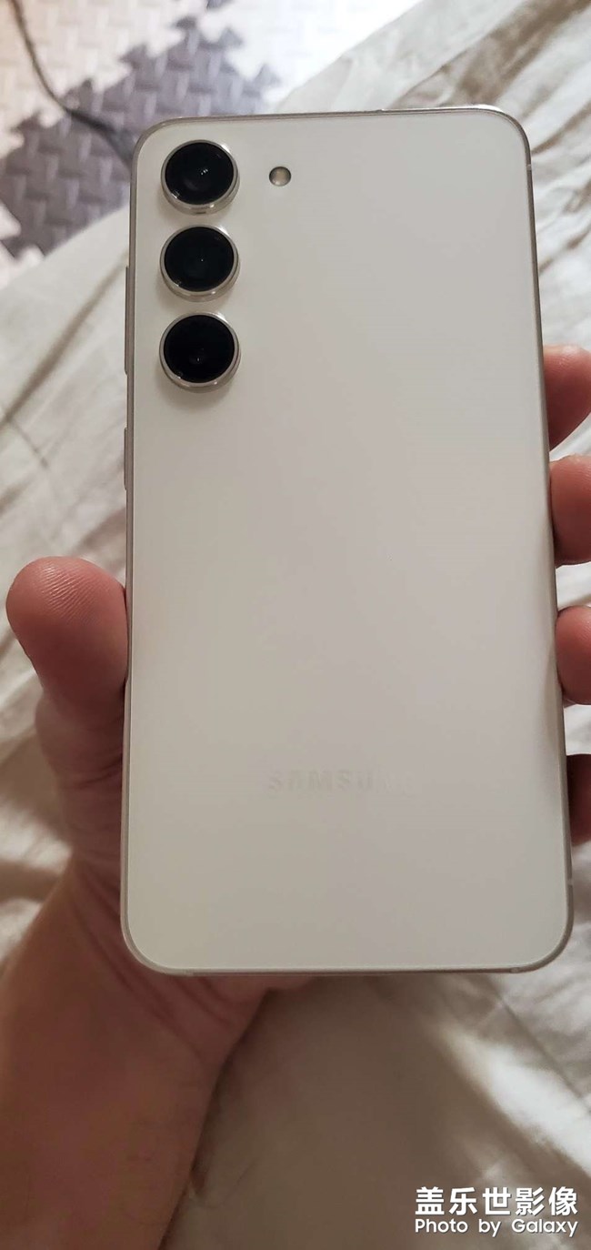 S23