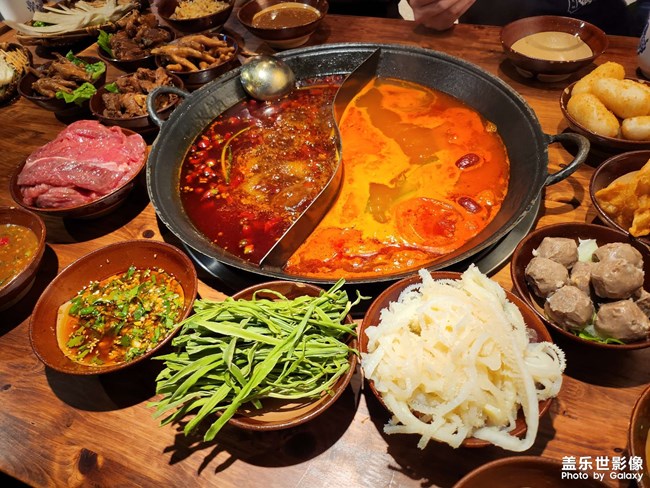 火锅好好吃／椰子鸡yyds!