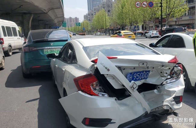 日本车就是吸能！