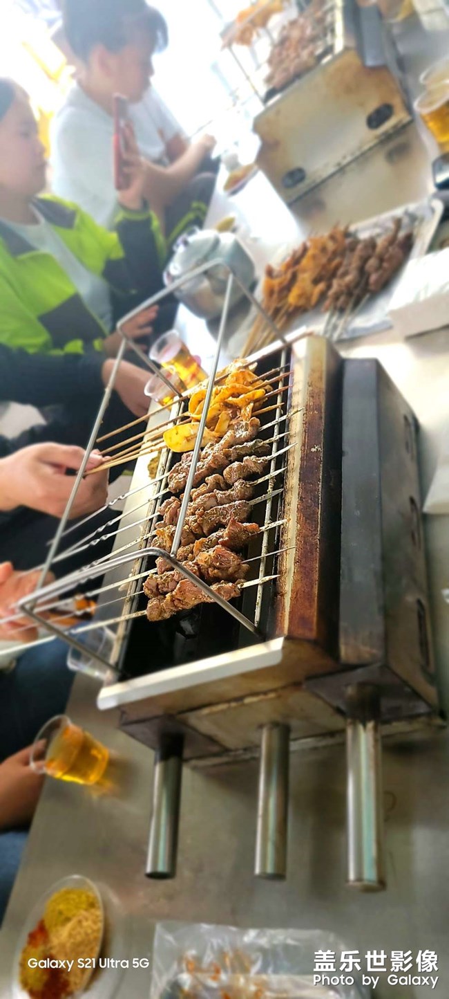 来淄博吃烧烤吧