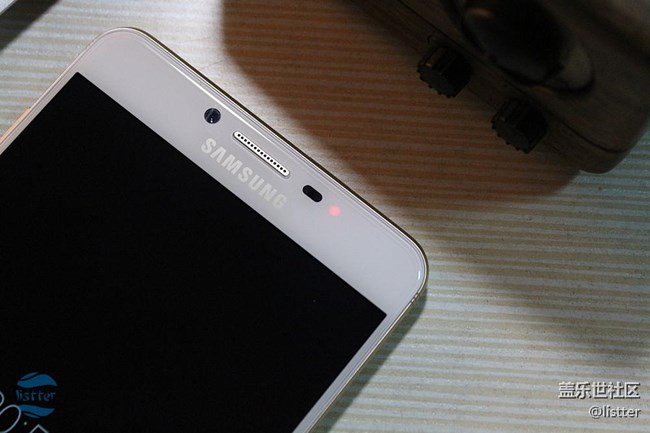 三星galaxy c9 pro的呼吸灯