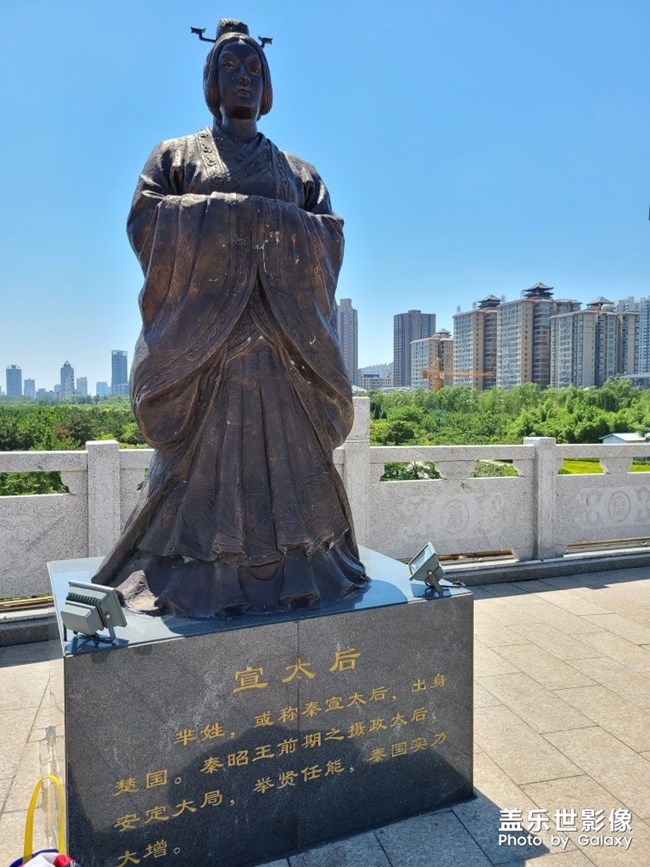 陕西咸阳湖古渡廊桥