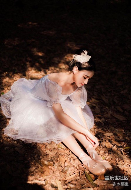【分享】林中芭蕾女孩美图