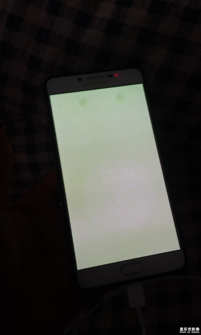 三星c9闪屏白屏 - 盖乐世社区 - 三星手机官方粉丝论坛